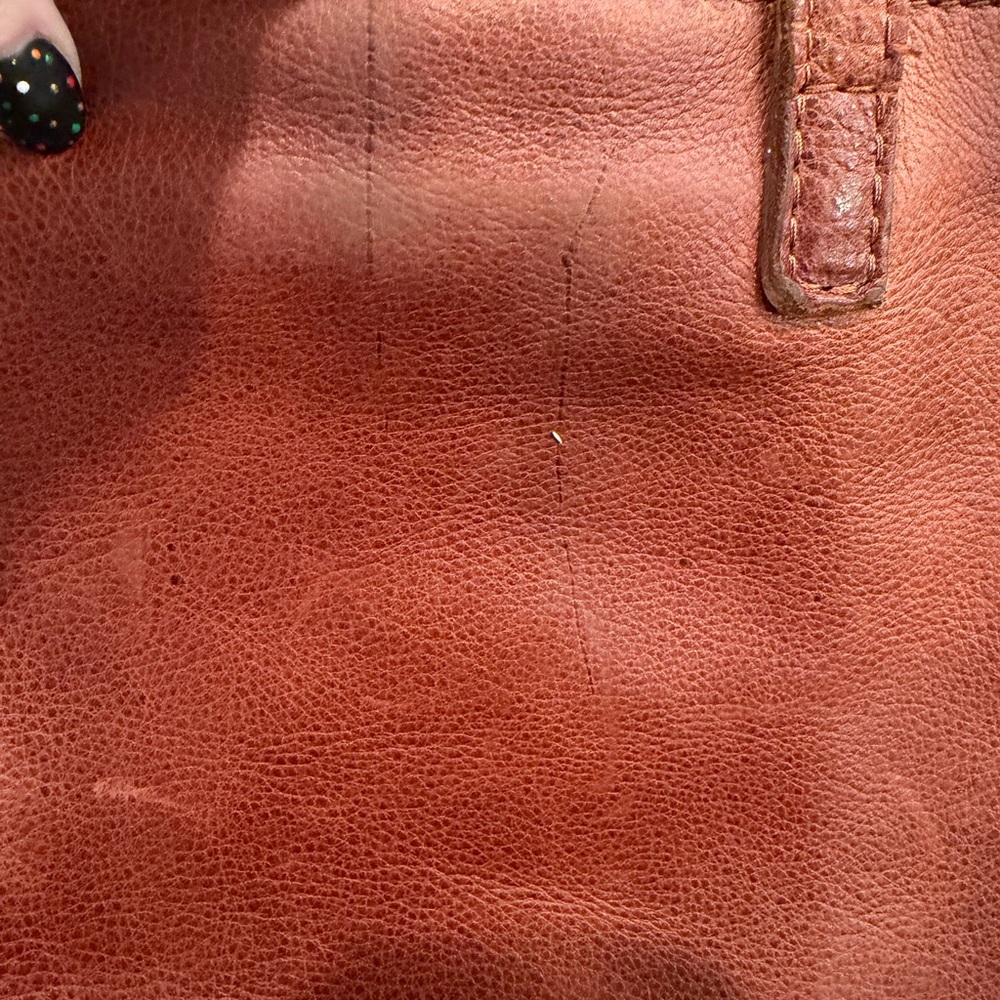 Portland Leather Brown Tote Bag - Picture 4 of 9